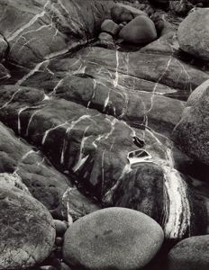 Image of Quartz Veins in Granite, Nahant, Massachusetts